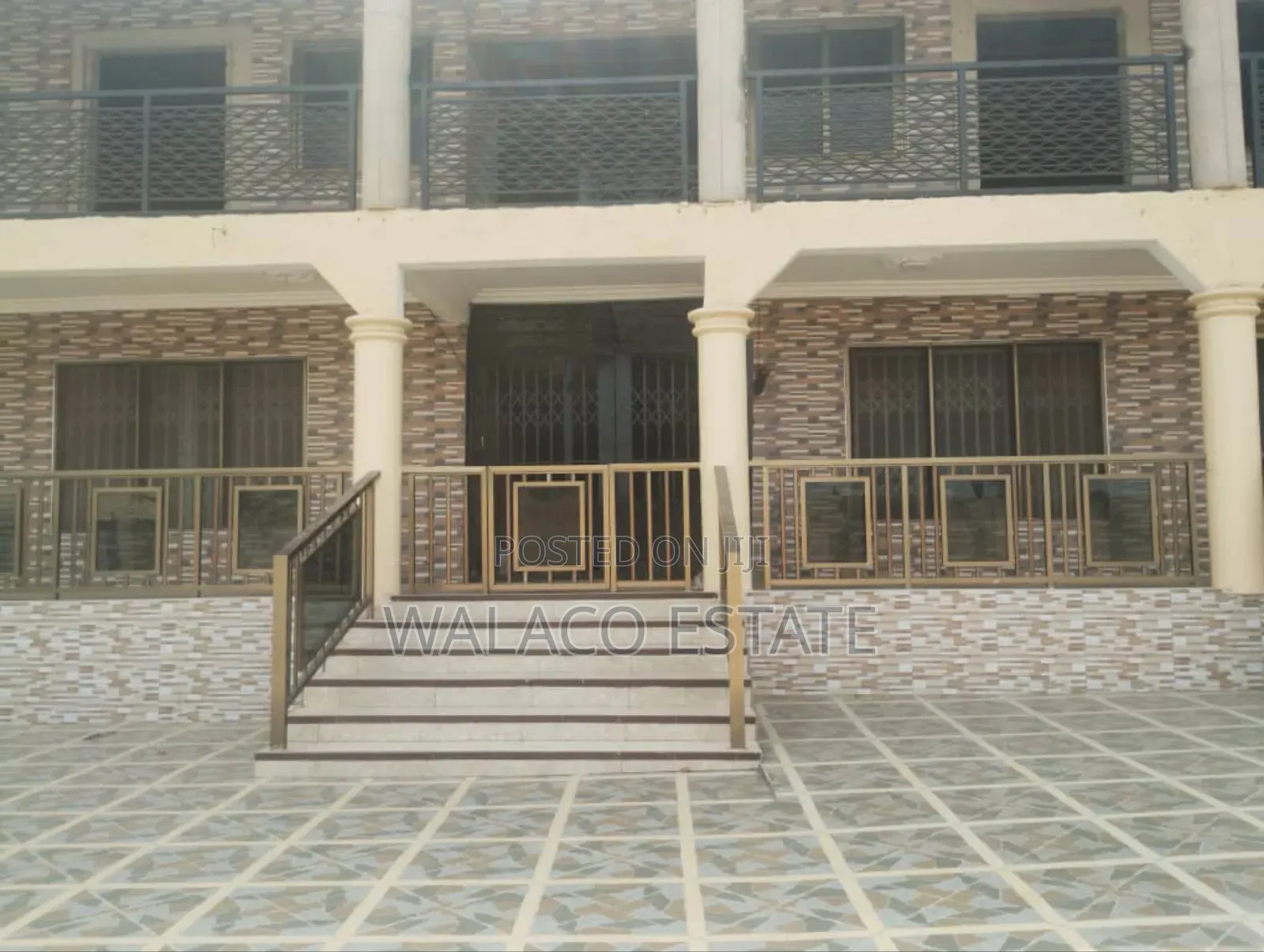 3bdrm Shared Apartment in Mallam for rent