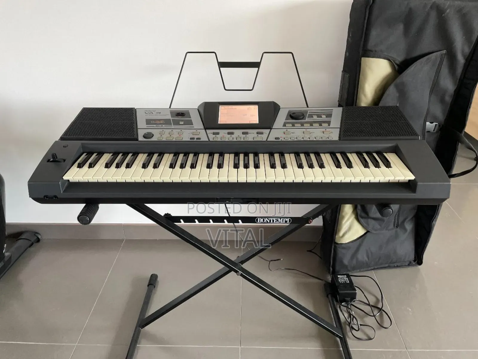 Roland Va 3
