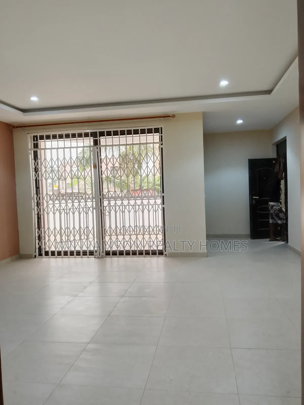 2bdrm Apartment in Community 18 Area, Spintex for rent