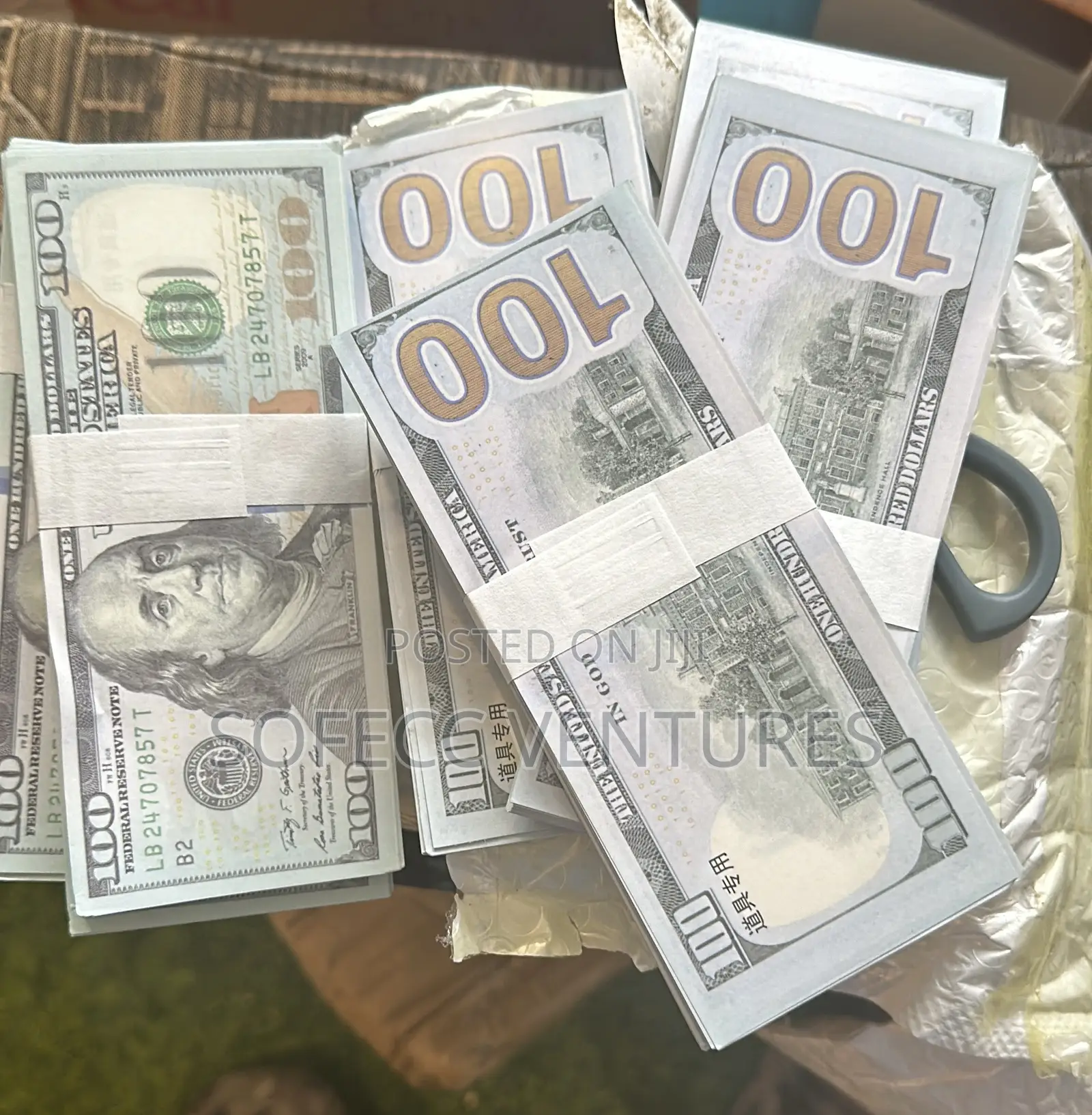 Money Spray Gun Fake Dollar Bills