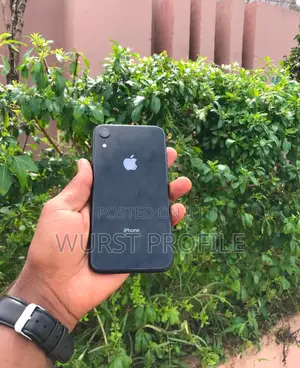 Apple iPhone XR 64 GB Black