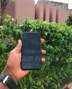 Apple iPhone XR 64 GB Black