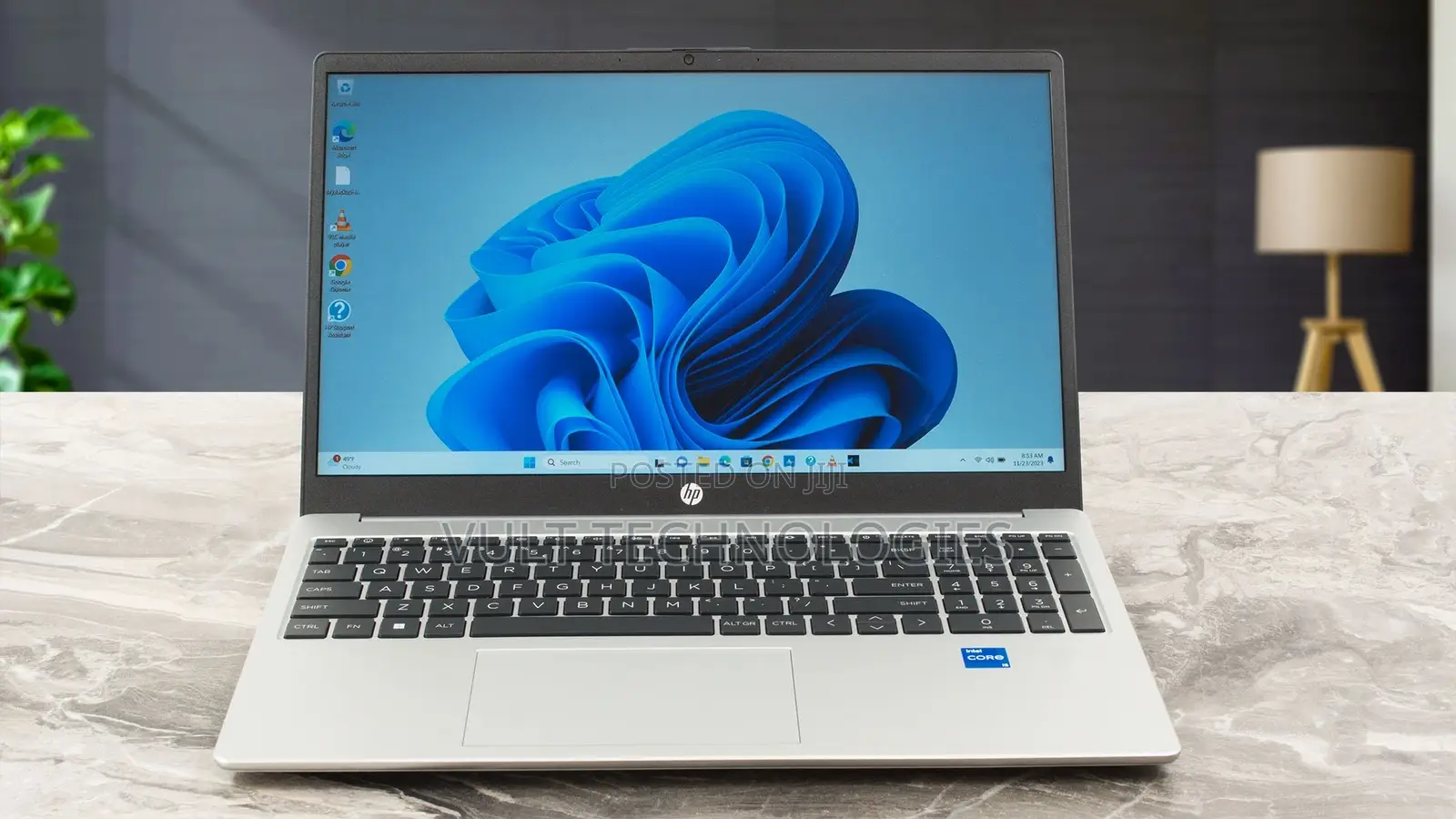 New Laptop HP 250 G10 8GB Intel Core i5 SSD 512GB
