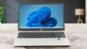 New Laptop HP 250 G10 8GB Intel Core i5 SSD 512GB