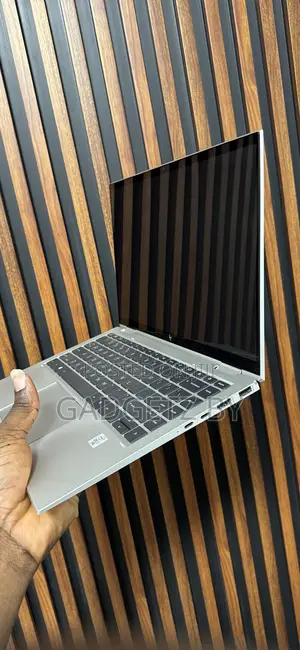 Laptop HP EliteBook X360 1040 G7 16GB Intel Core I7 SSD 512GB
