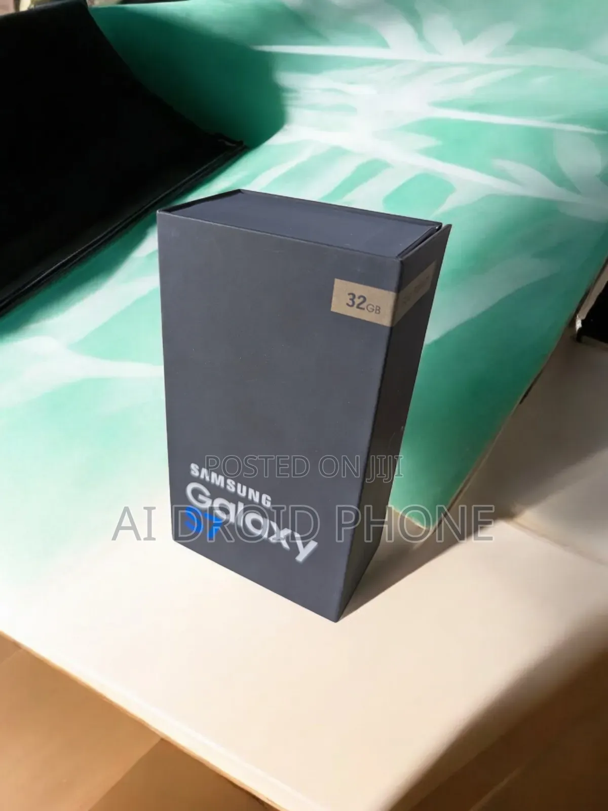 New Samsung Galaxy S7 32 GB Gray