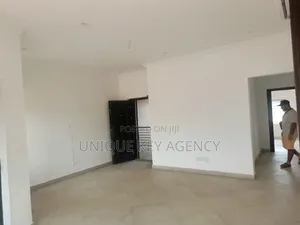 3bdrm Apartment in Unique Key Agency, Dzorwulu for rent