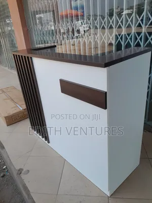 Secretaire Reception Desks