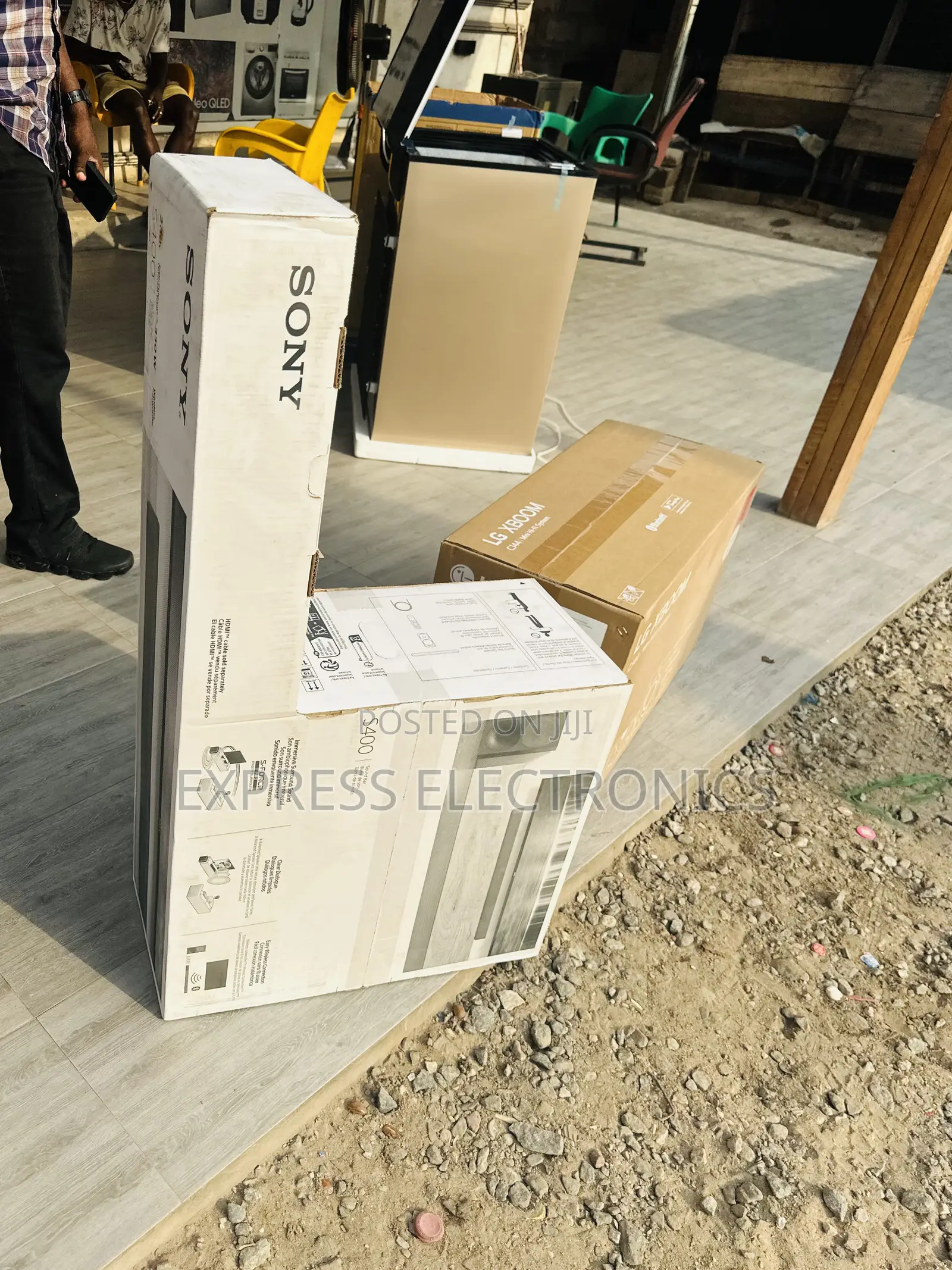 HT-S400 Enjoy Rich Surround Sound