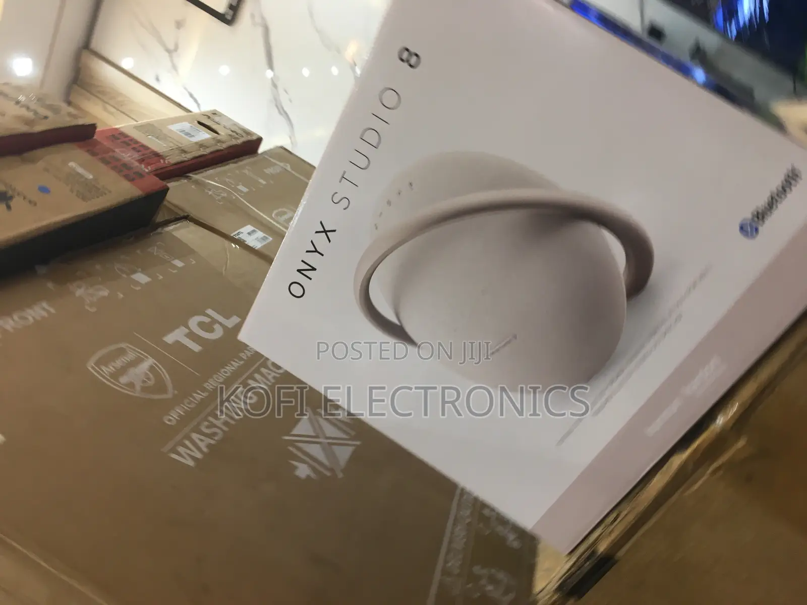 Harman Kardon Onyx Studio 8 With A Room Filling Sound