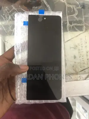 Galaxy Fold 6 Front Screen