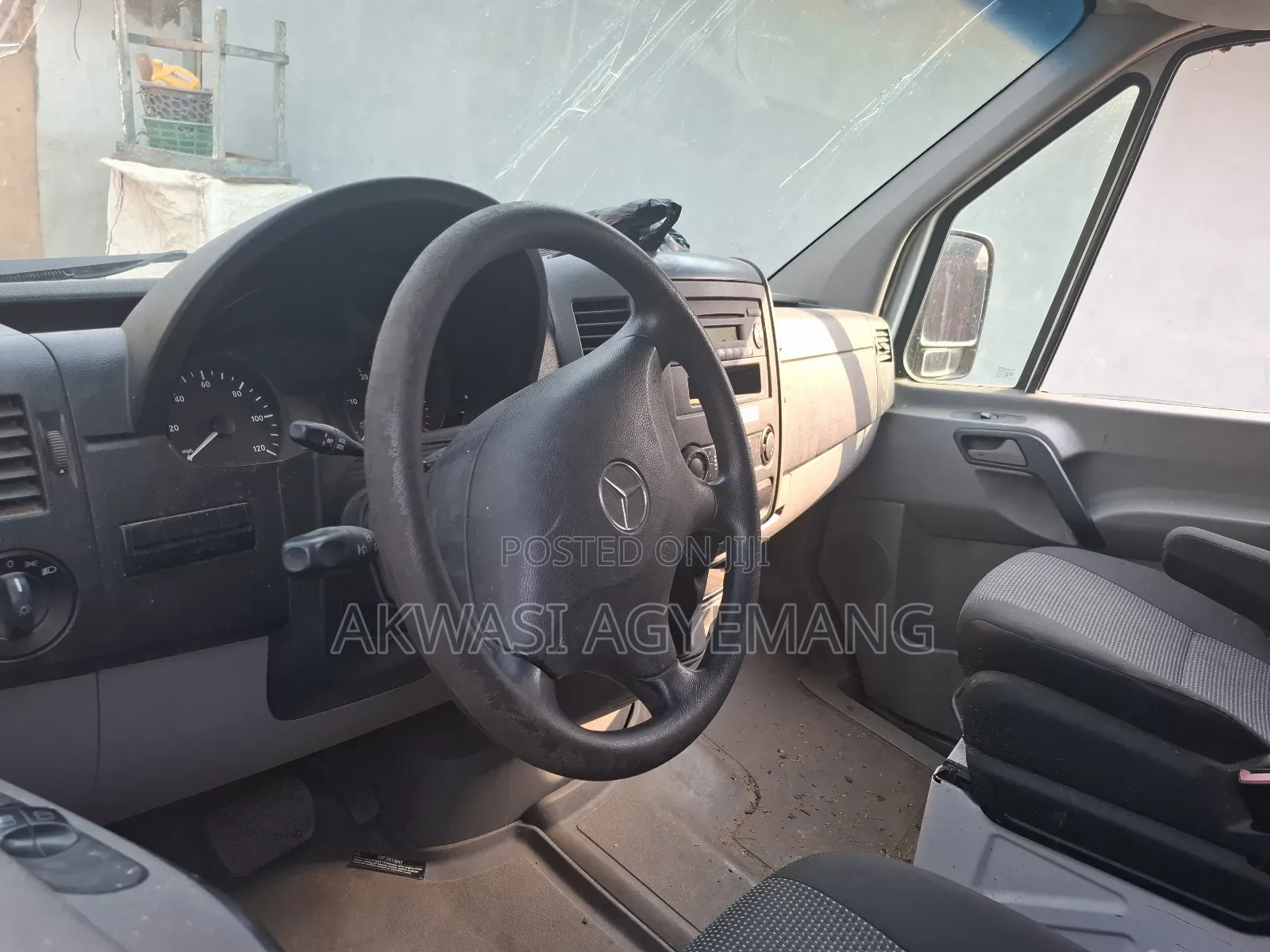Mercedes-Benz Sprinter 2012 White