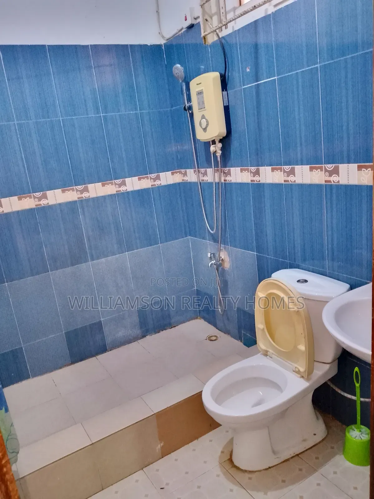 Ultra Modern Fully Furnished 1 Bedrm Apt,Spintex