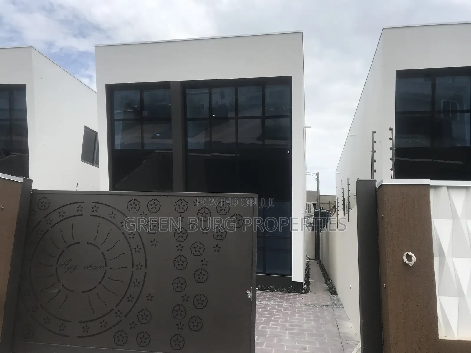 4bdrm House in East Legon for rent