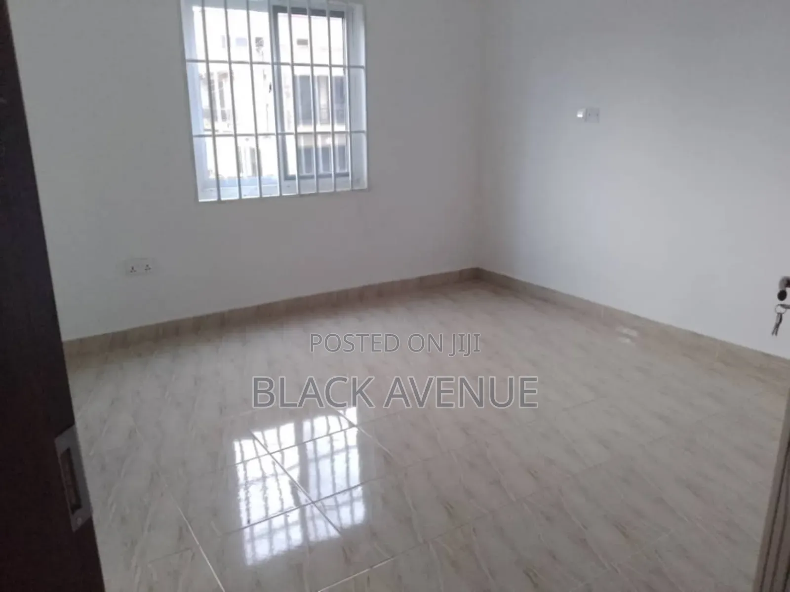 3bdrm House in Cedar'S Estate, School Junction for sale