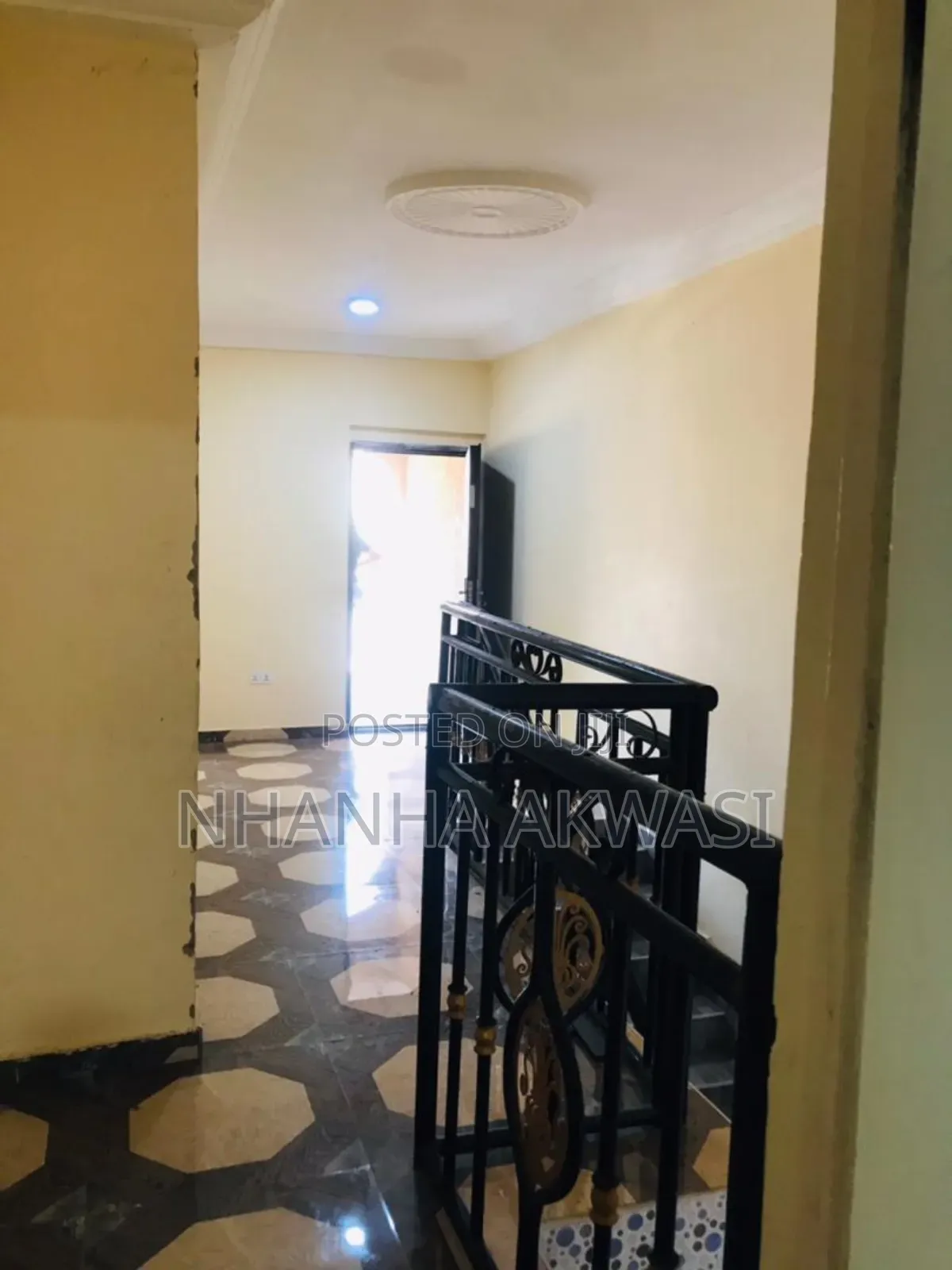4bdrm House in Sakumono, Tema Metropolitan for rent