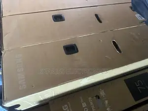 Cinema Screen Samsung 98”Du9000 Uhd