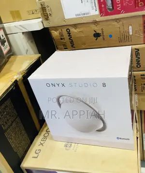 Upgrade Your Audio With Onyx 8 Wireless Speaker(Gold).