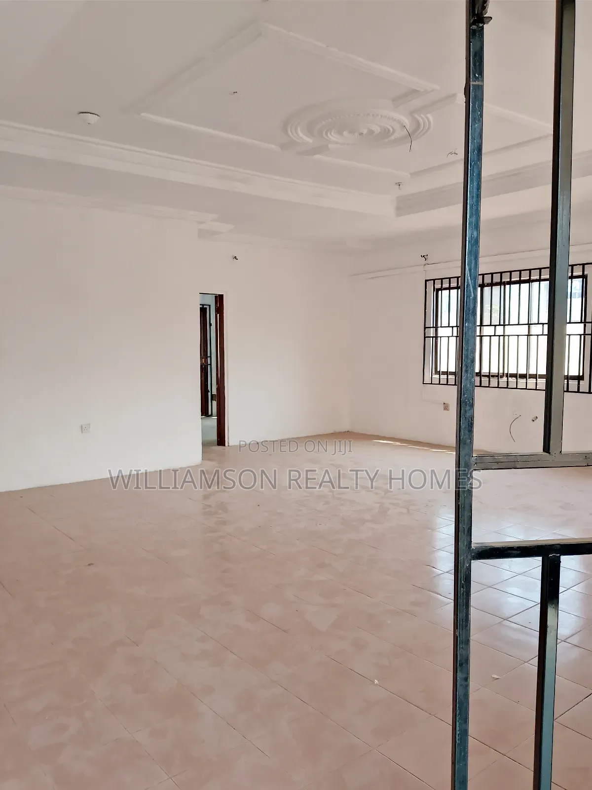 5bdrm House in Baatsonaa Total Area, Spintex for rent