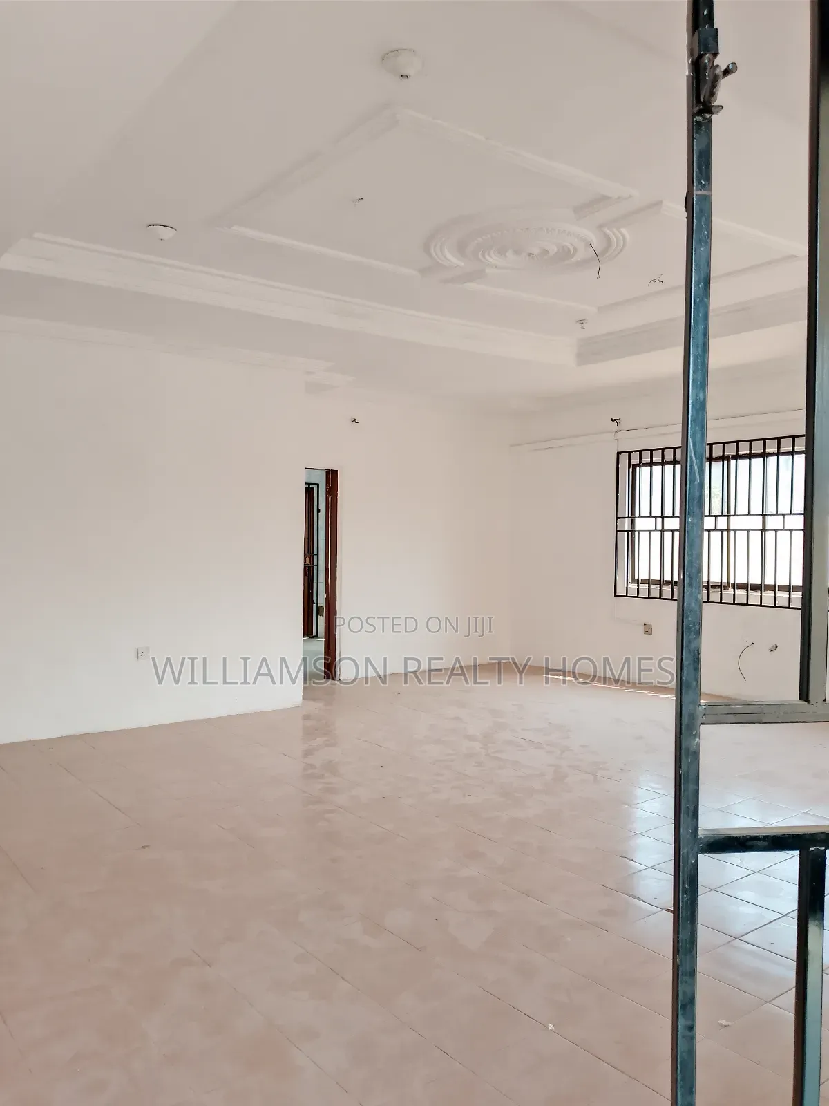 5bdrm House in Baatsonaa Total Area, Spintex for rent