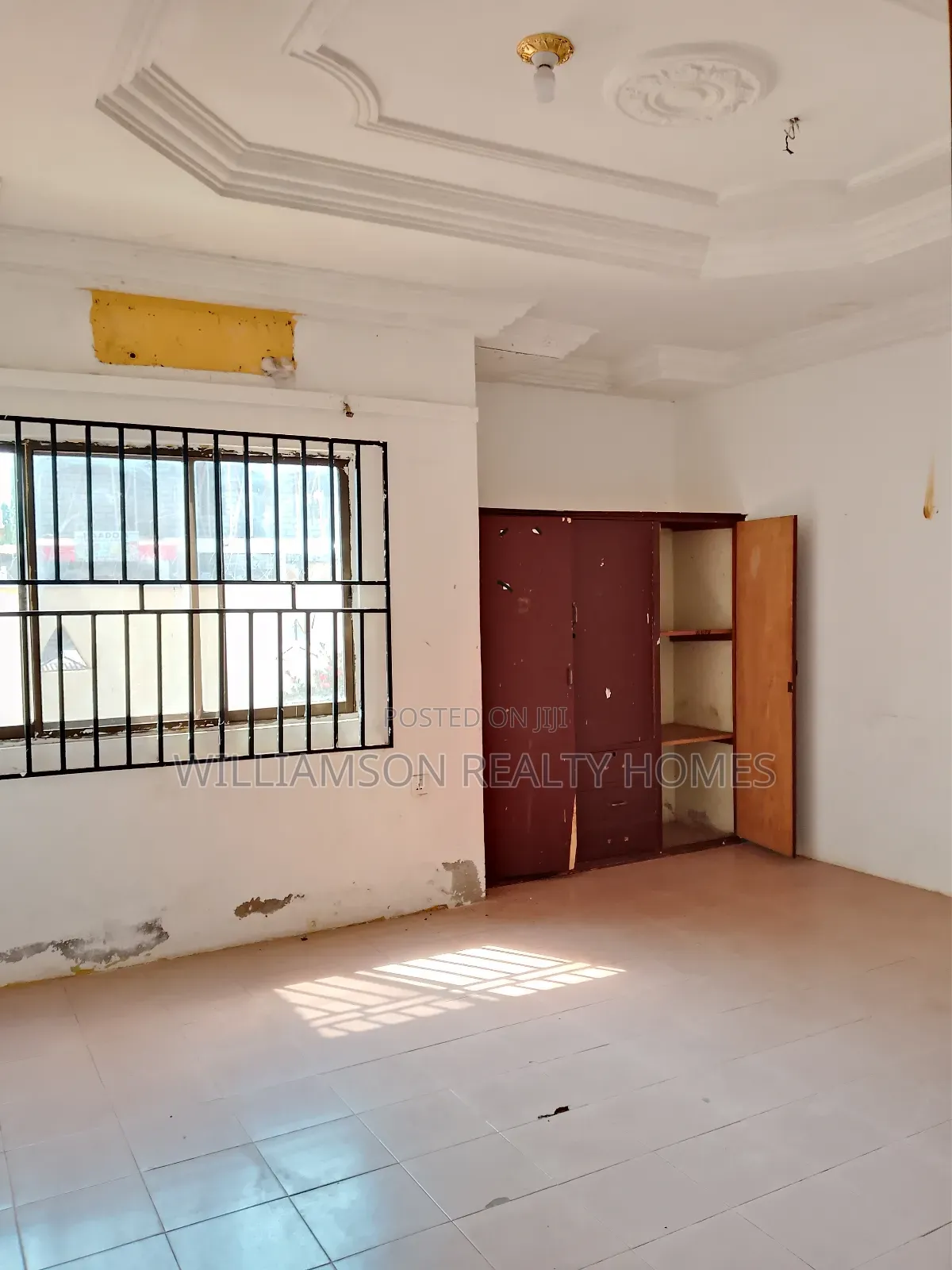 5bdrm House in Baatsonaa Total Area, Spintex for rent
