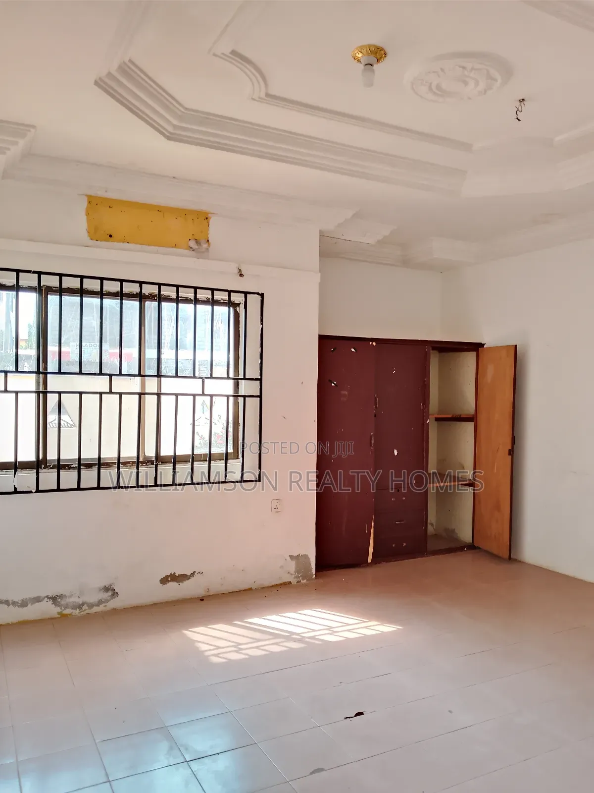 5bdrm House in Baatsonaa Total Area, Spintex for rent
