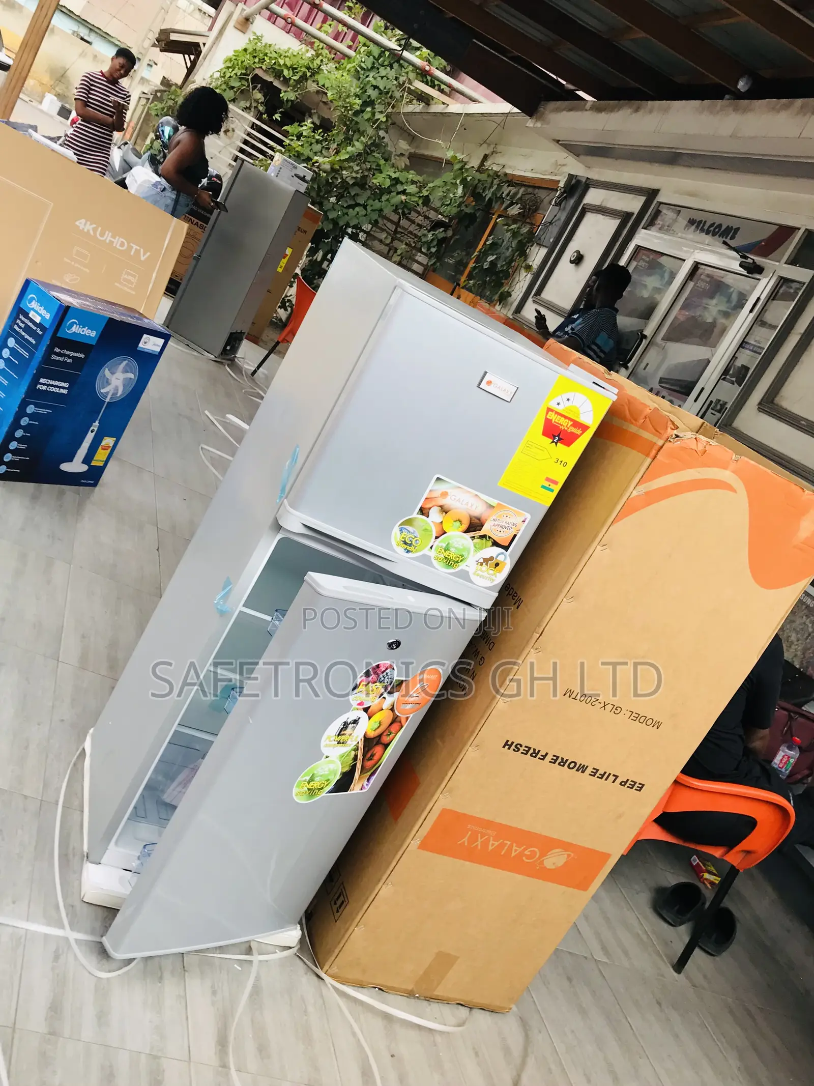 Top Mount Galaxy GLX-200TM Doubledoor 108 Liters Fridge