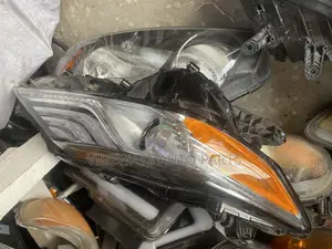 Toyota Camry 2020 Headlight