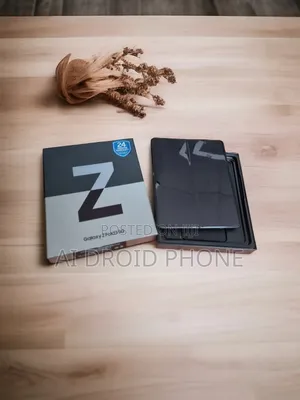 New Samsung Galaxy Z Fold 3 256 GB Green