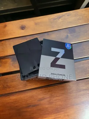 New Samsung Galaxy Z Fold 3 256 GB Purple