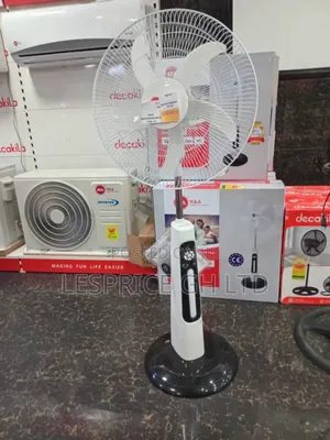 H a 18" Rechargeable Stand Fan