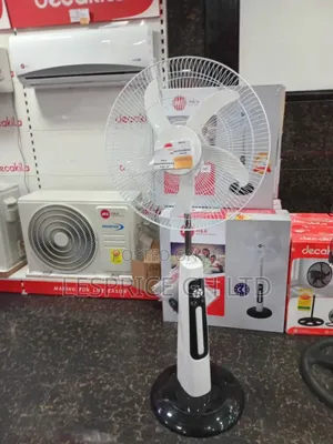 H a 18" Fan. Indoor and Outdoor Use!