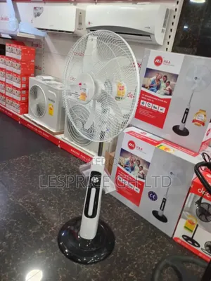 H a 18" Rechargeable Fan:  Airflow!