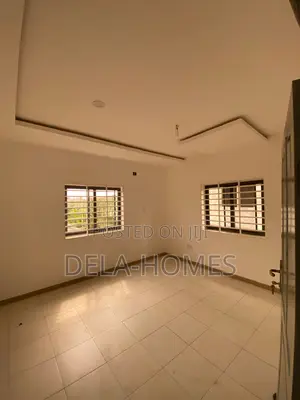 Newly Built Chamber N Hall Sc for Rent at Adenta 