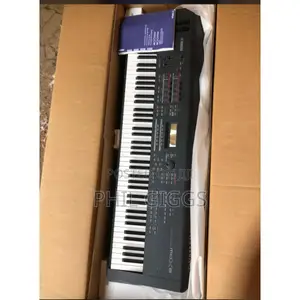 Yamaha Mox8 Keyboard