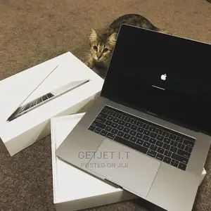 Laptop Apple MacBook Pro 16GB Intel Core I7 SSD 256GB