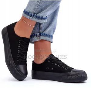 Women's Low Platform Sneakers Black 38