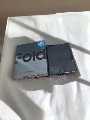 New Samsung Galaxy Z Fold4 256 GB Purple