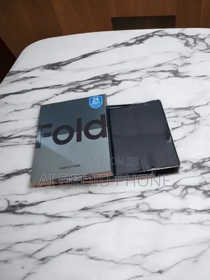 New Samsung Galaxy Z Fold4 256 GB
