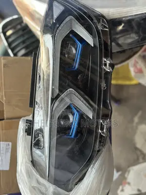 BMW F30 2014-2018 Spec Headlight With Chargers