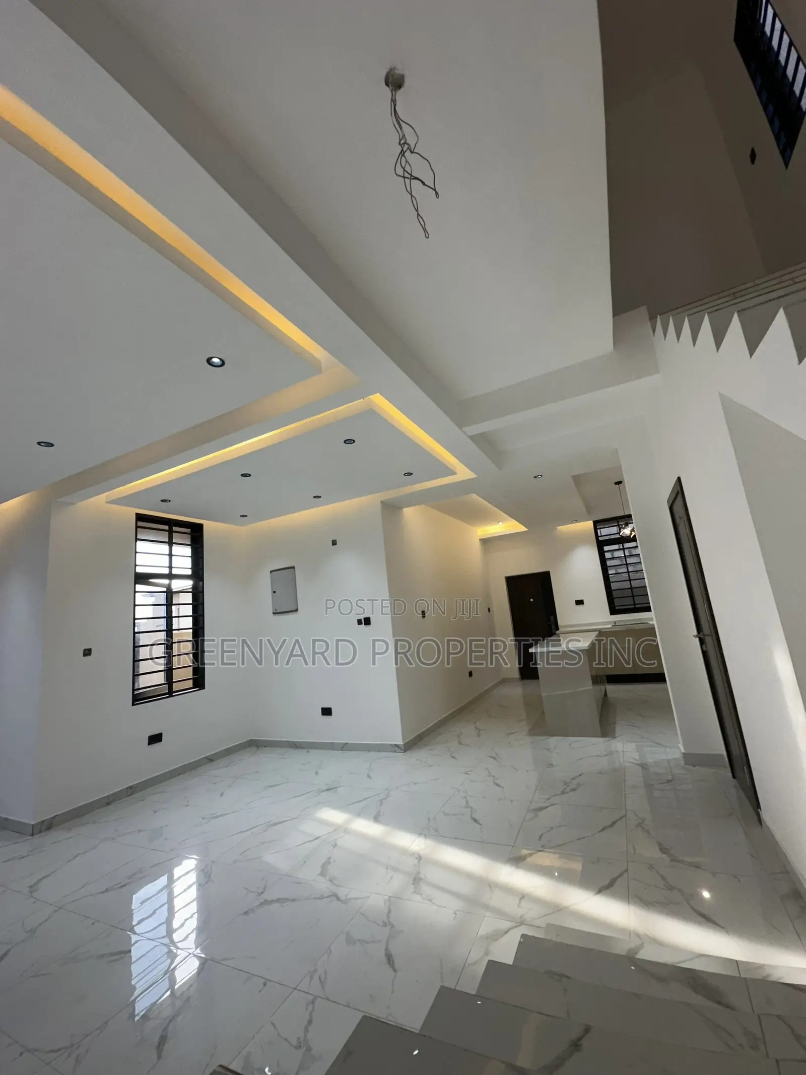 3bdrm Duplex in East Legon Hills for sale