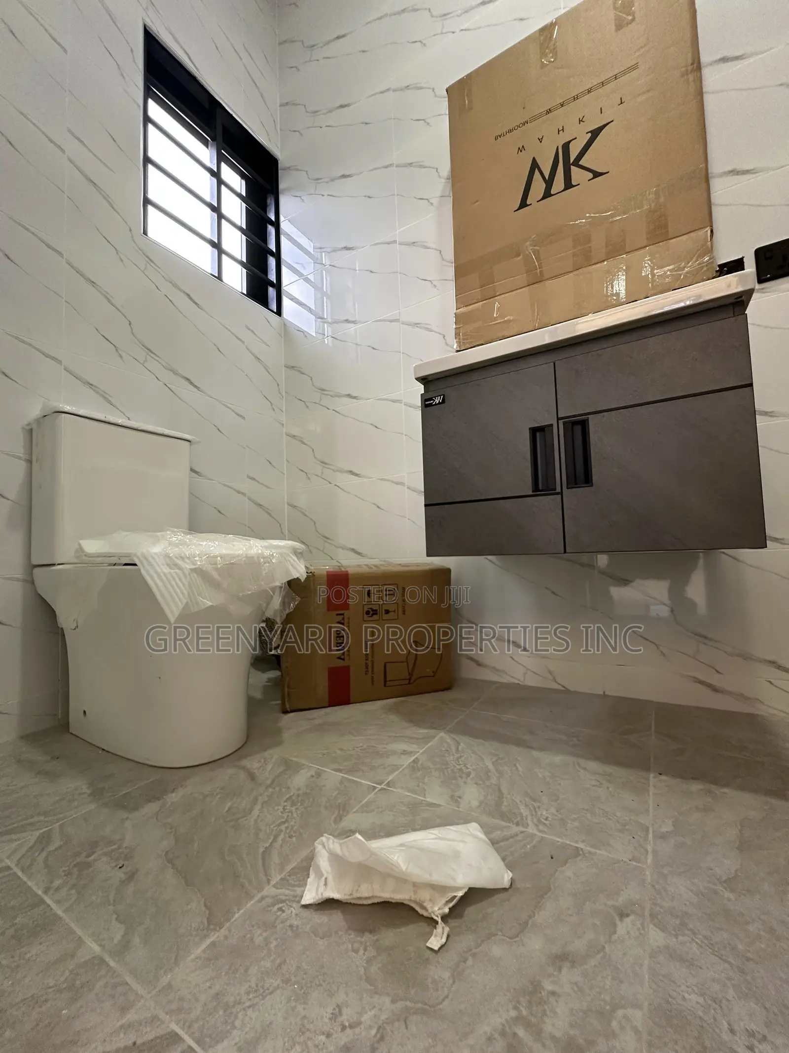 3bdrm Duplex in East Legon Hills for sale