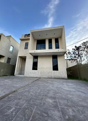 3bdrm Duplex in East Legon Hills for sale