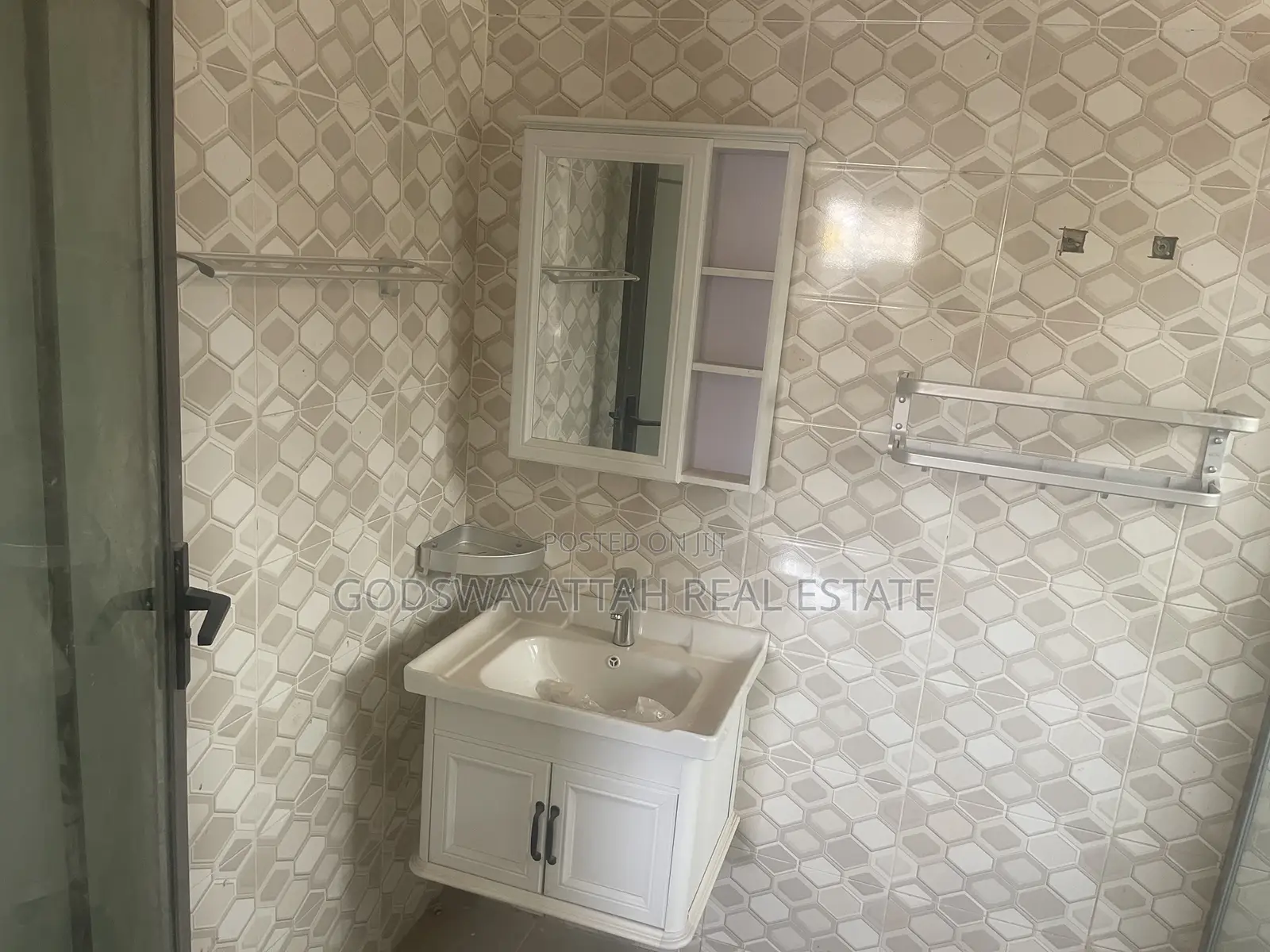 2bdrm Apartment in East Legon, Adjiriganor for rent