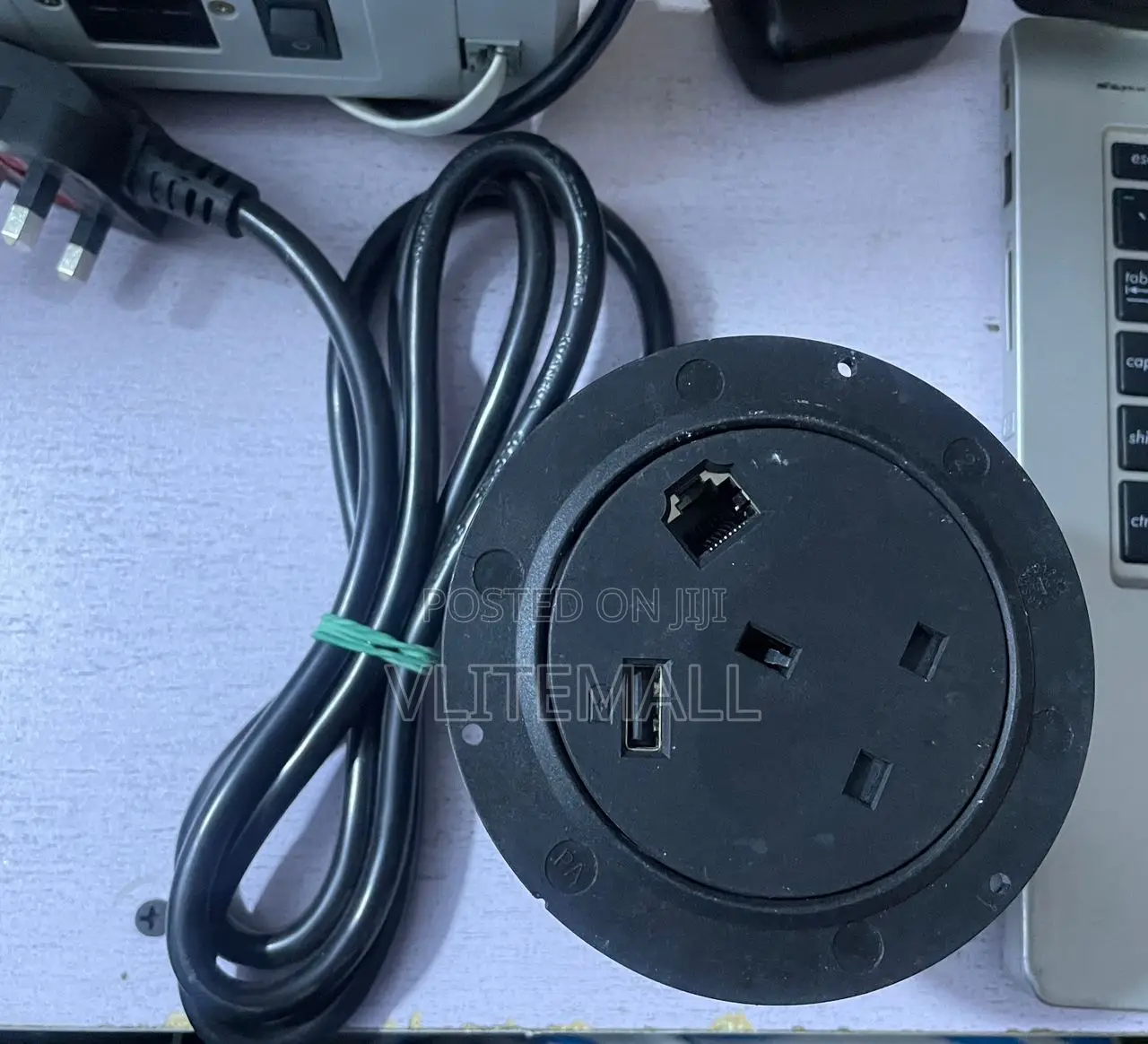 Cabinet Socket