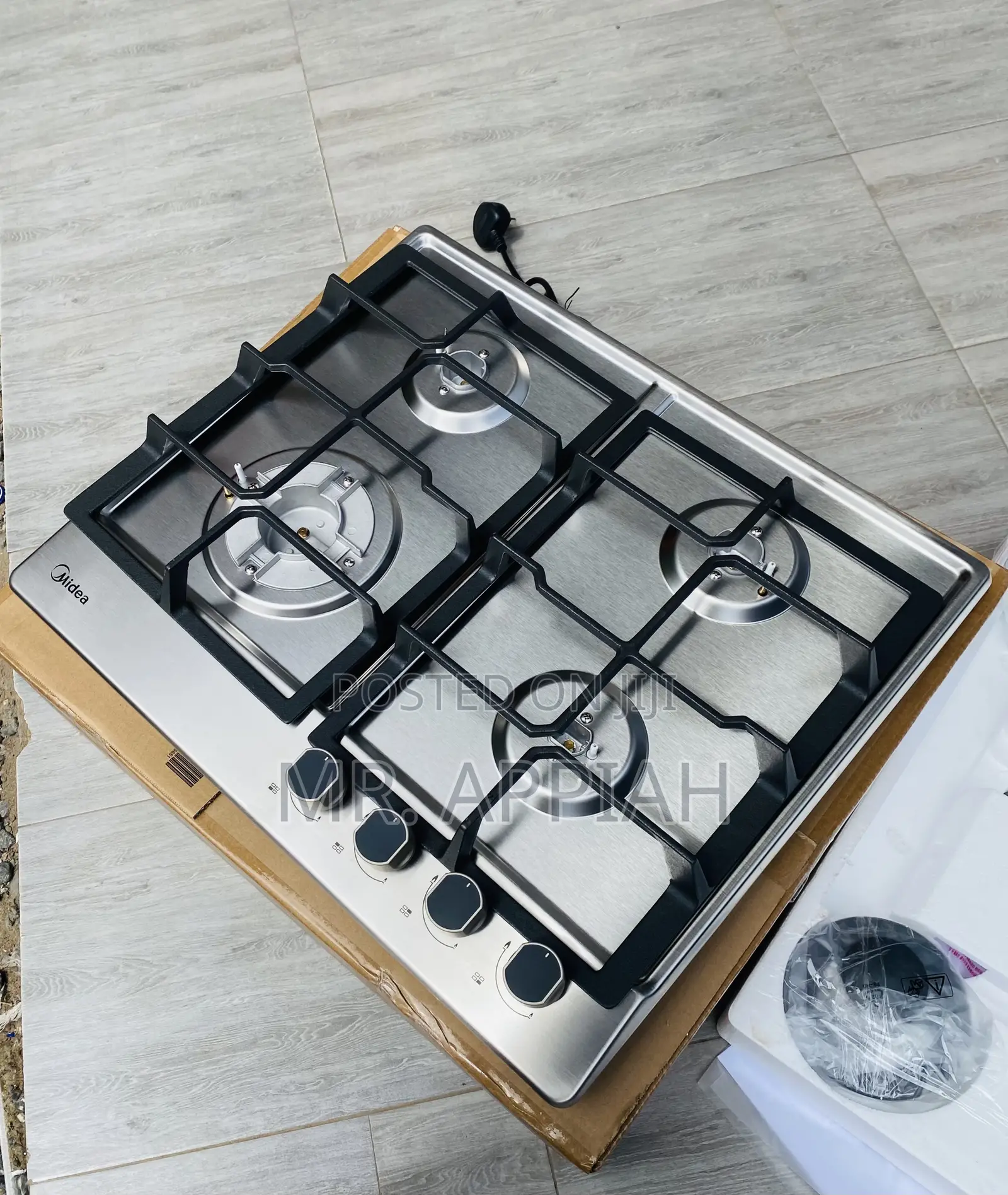Upgrade Your Kitchen With Midea 60G40ME Built-in Oven 