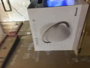 Harman Kardon Onyx Studio 8(Never Miss A Beat)