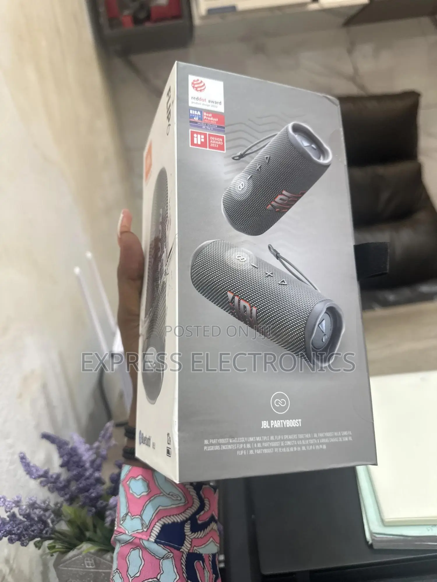 Sound Waves Flip 6 Bluetooth Speaker JBL
