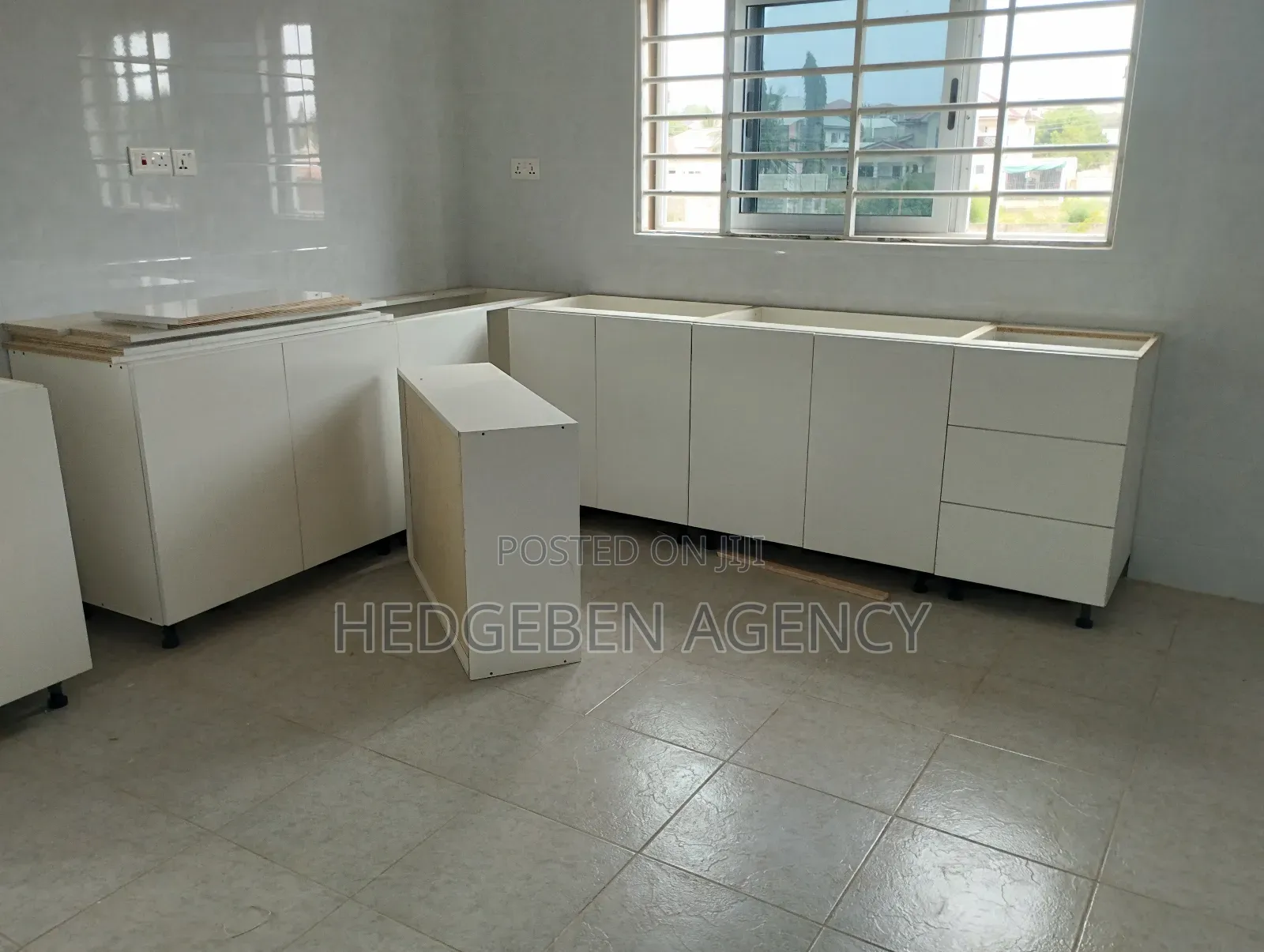 2bdrm Apartment in Oyibi for rent