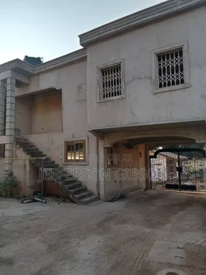 8bdrm Apartment in Ike Evergreen Homes, Accra Metropolitan for sale